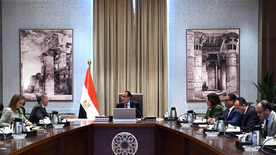 رئيس الوزراء: نحرص على تذليل التحديات أمام الشركات الإيطالية الراغبة في الاستثمار بمصر (صور) 